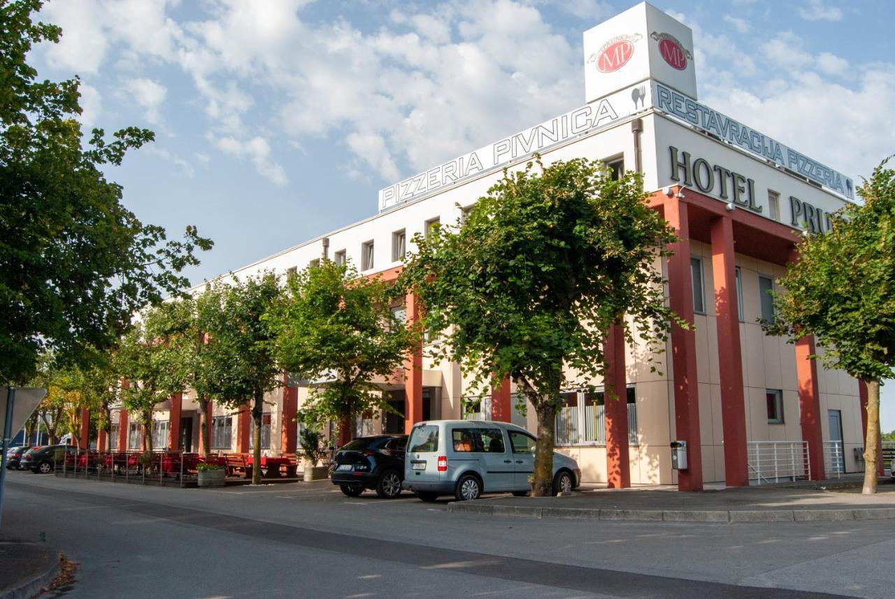 Hotel Prunk Sežana Exterior foto